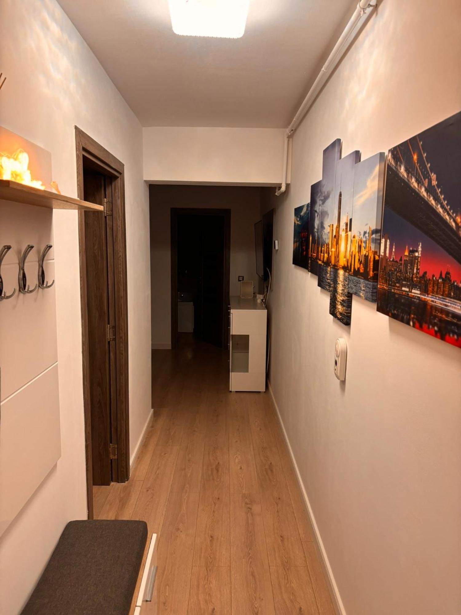 Dream - Large Apartament With Freeparking In A Quietarea Just 10 Minutes Away From City Center Bistriţa Exterior foto